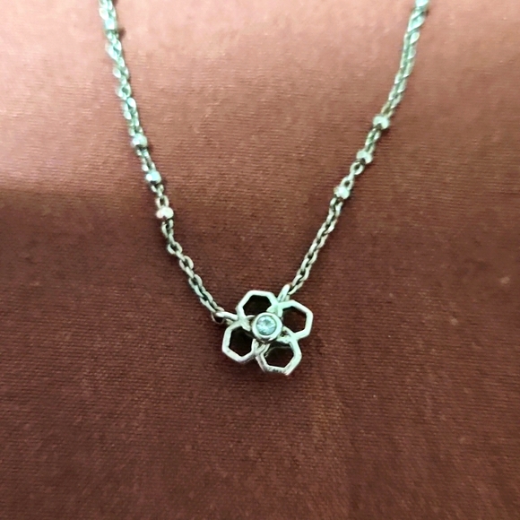 Kendra Scott Pendant silver necklace - Picture 2 of 3